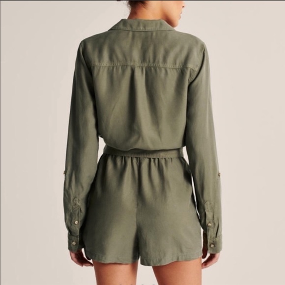 A&F Utility Romper - Picture 3 of 4